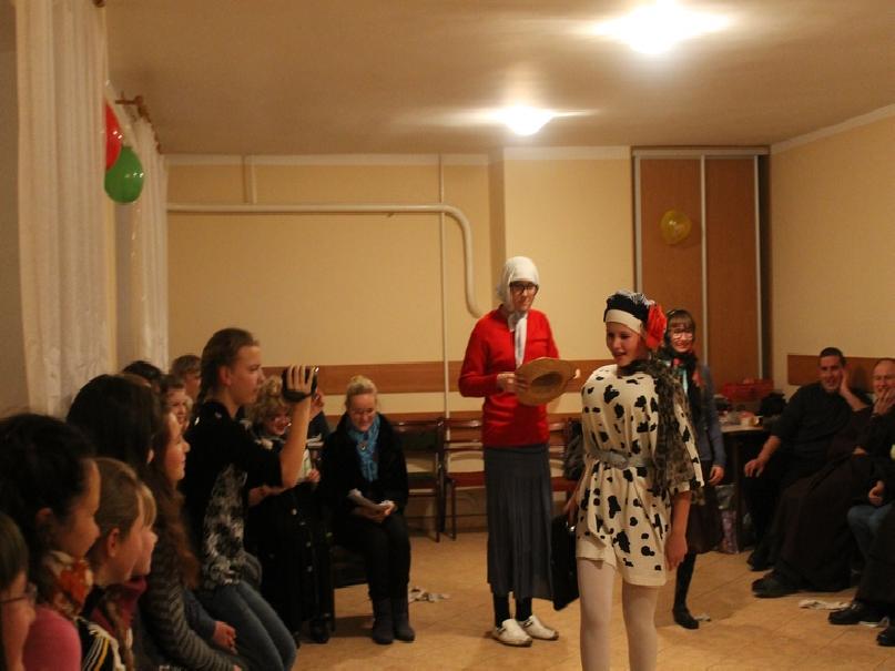 Перададвэнтовае моладзевае спатканне 