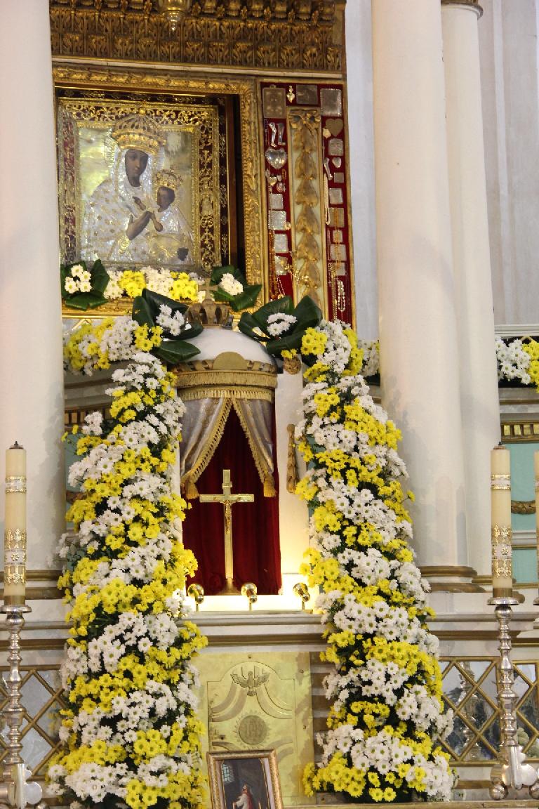 Ружы для Маці Божай Будслаўскай