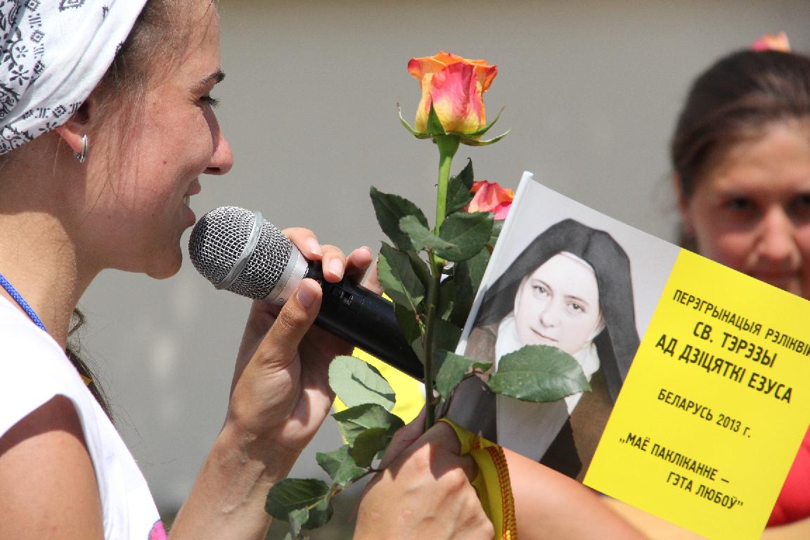 Ружы для Маці Божай Будслаўскай