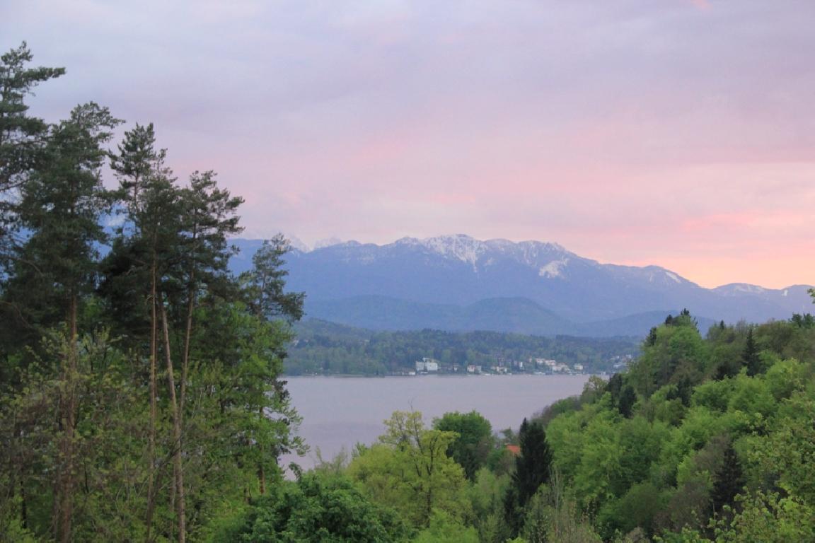 Пілігрымка вернікаў нарачанскай парафіі на кананізацыю Яна Паўла II і Яна XXIII Пілігрымка вернікаў нарачанскай парафіі на кананізацыю Яна Паўла II і Яна XXIII