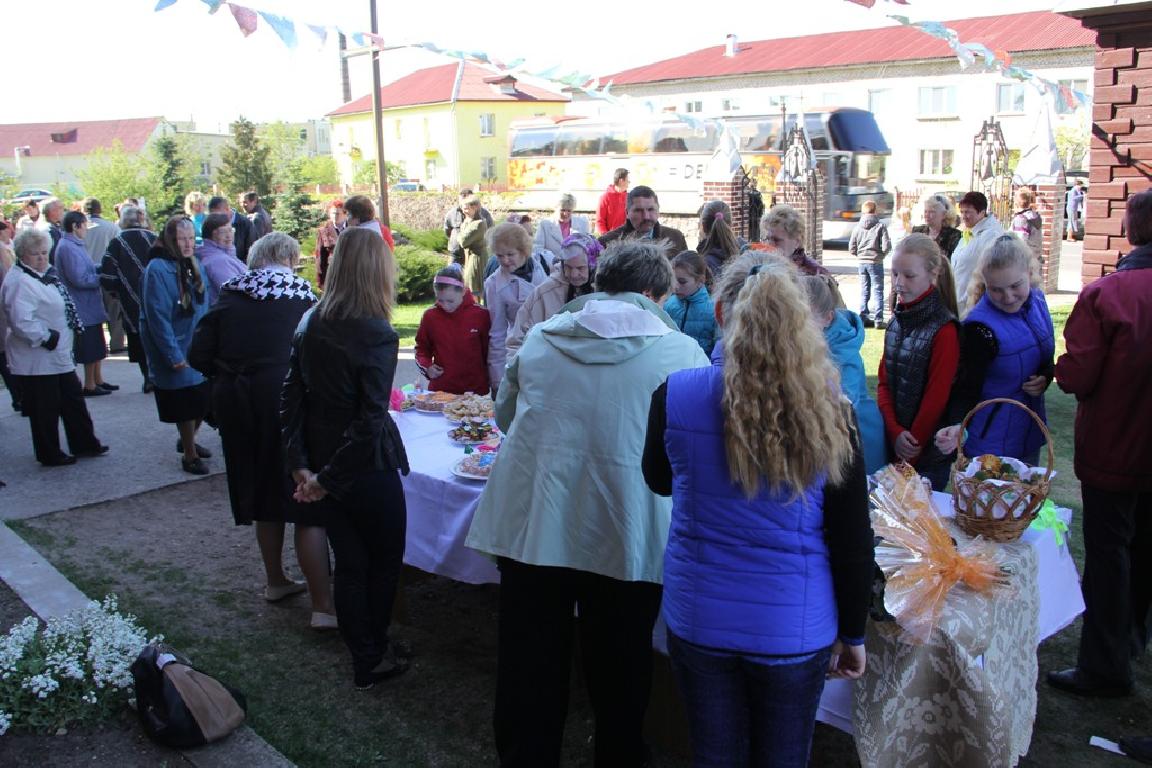 Імша-падзяка нарачанцаў за кананізацыю Яна Паўла II 