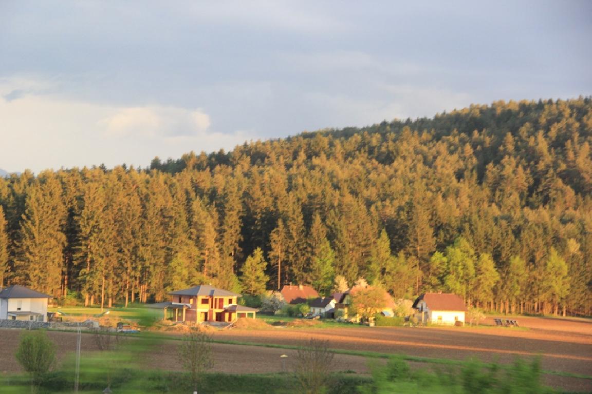 Пілігрымка вернікаў нарачанскай парафіі на кананізацыю Яна Паўла II і Яна XXIII Пілігрымка вернікаў нарачанскай парафіі на кананізацыю Яна Паўла II і Яна XXIII