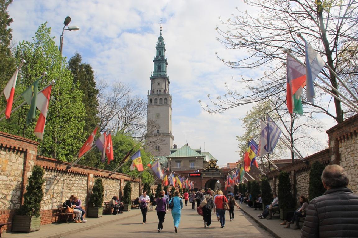 Пілігрымка вернікаў нарачанскай парафіі на кананізацыю Яна Паўла II і Яна XXIII Пілігрымка вернікаў нарачанскай парафіі на кананізацыю Яна Паўла II і Яна XXIII