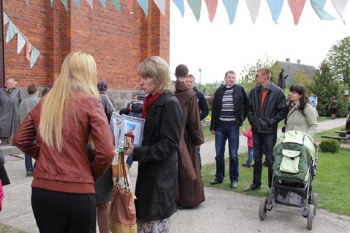 Імша-падзяка нарачанцаў за кананізацыю Яна Паўла II 