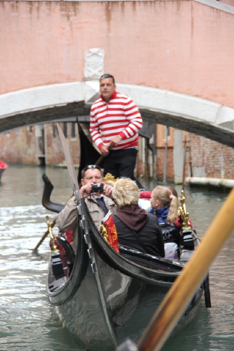 Пілігрымка вернікаў нарачанскай парафіі на кананізацыю Яна Паўла II і Яна XXIII Пілігрымка вернікаў нарачанскай парафіі на кананізацыю Яна Паўла II і Яна XXIII