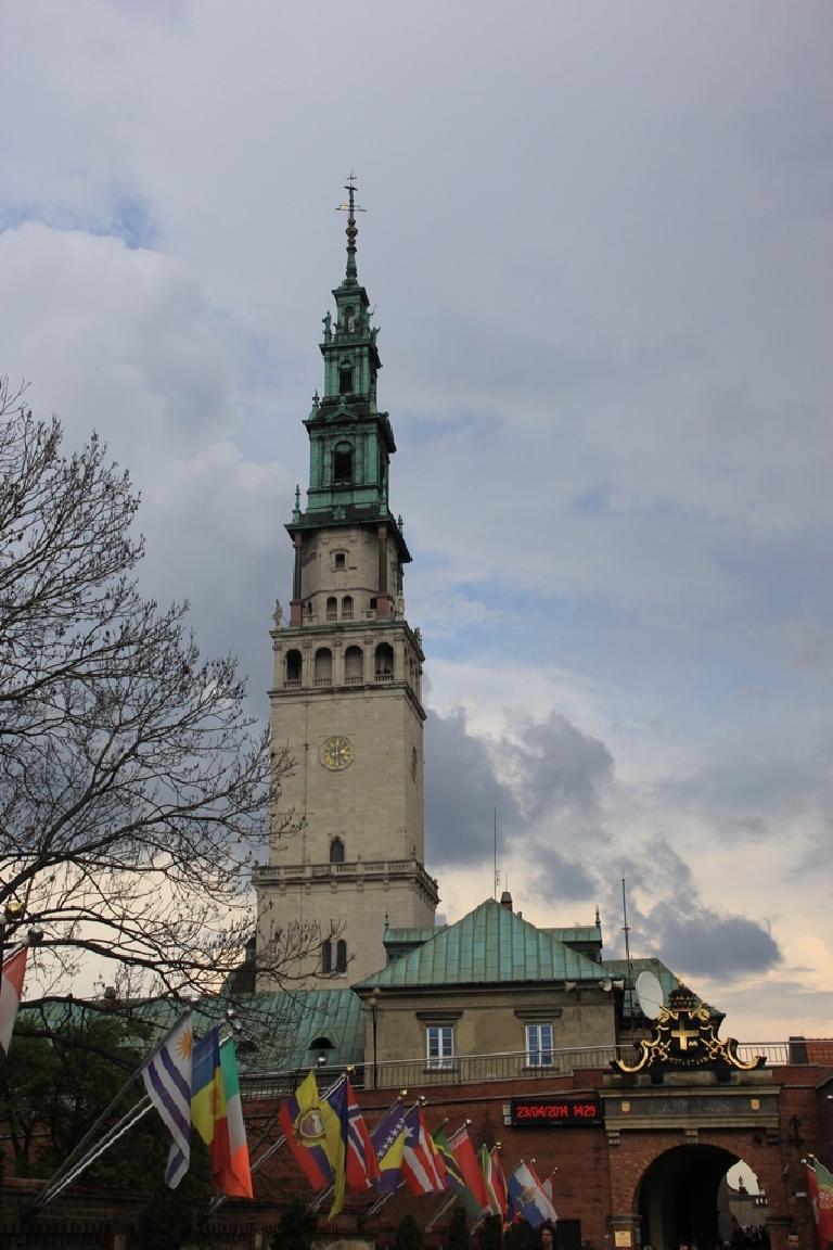 Пілігрымка вернікаў нарачанскай парафіі на кананізацыю Яна Паўла II і Яна XXIII Пілігрымка вернікаў нарачанскай парафіі на кананізацыю Яна Паўла II і Яна XXIII