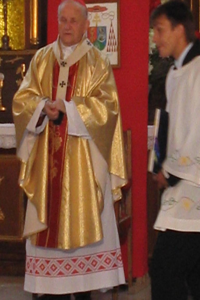 Да 100-годдзя з дня нараджэння і 75 гадавіны святарства кардынала Казіміра Свёнтка