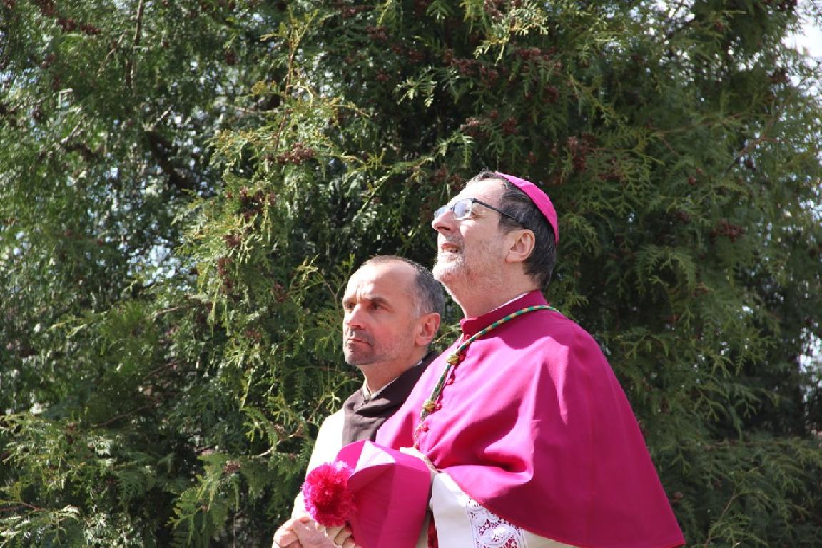 Імша-падзяка нарачанцаў за кананізацыю Яна Паўла II 