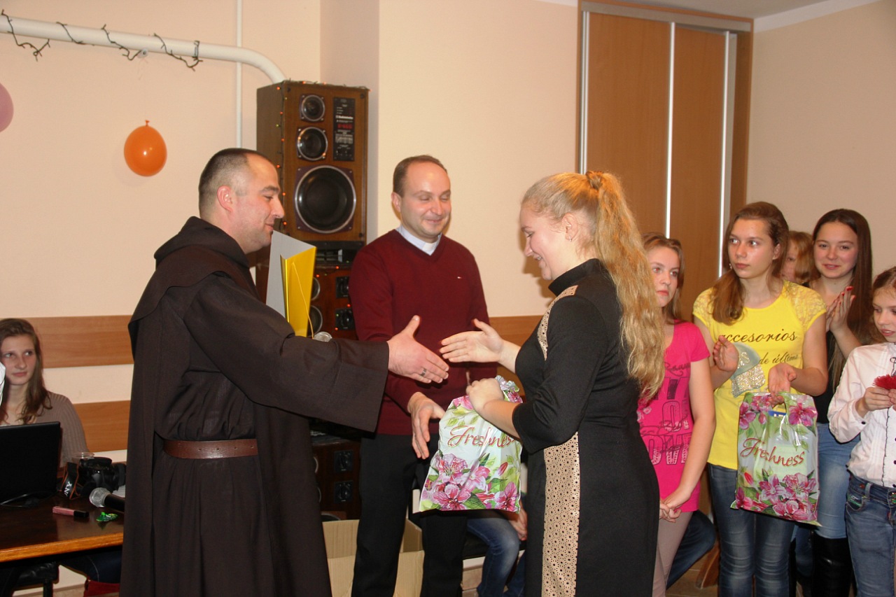 Дастаткова толькі Бога, ці 